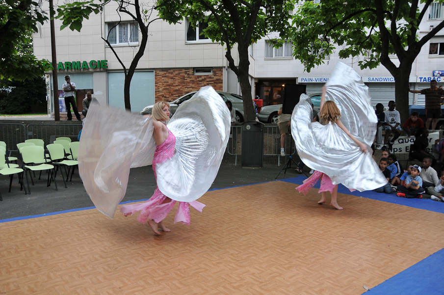 Maison de Quartier Champs Elysees Evry - Danse Orientale 056.jpg